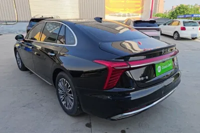 Hongqi H5 2024, 53200 км, за 99302.01 CNY