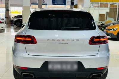 Porsche Macan 2017, 140800 км, за 129236.19 CNY