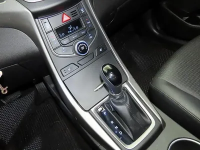Hyundai Avante 2015, 42609 км, за 6990000 KRW - фото 9