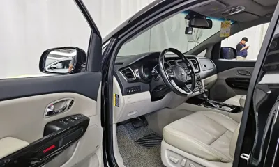 Kia Canival 2019, 154077 км, за 14500000 KRW - фото 10