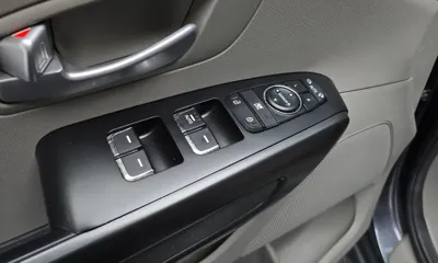 Kia Canival 2016, 126256 км, за 10800000 KRW - фото 17