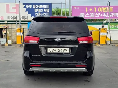 Kia Canival 2018, 92000 км, за 12500000 KRW