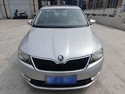 Skoda Rapid 2014, 94300 км, за 15100 CNY