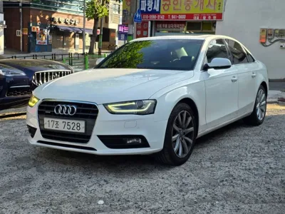 Audi A4 · 2015 год