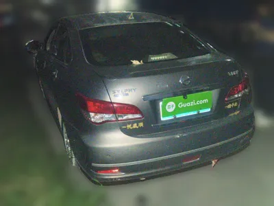 Nissan Sylphy 2012, 135700 км, за 27927.21 CNY