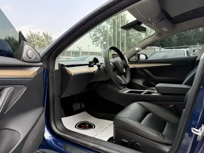Tesla Model 3 2021, 123000 км, за 109800 CNY - фото 9