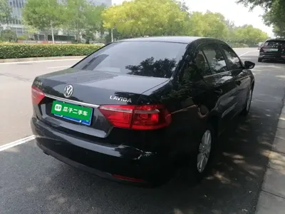 Volkswagen Lavida 2015, 114100 км, за 24600 CNY - фото 7