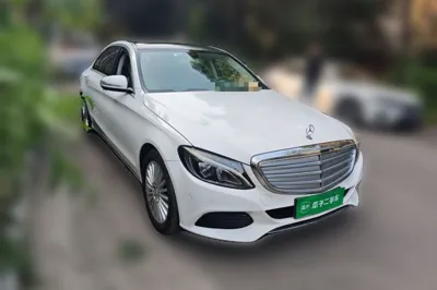 Mercedes-Benz C-Class 2015, 95200 км, за 64756.44 CNY