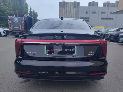 Hongqi Hongqi H5 PHEV 2025, 3000 км, за 109800 CNY - фото 8
