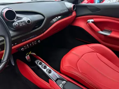 Ferrari F8 2022, 4000 км, за 2788000 CNY - фото 21