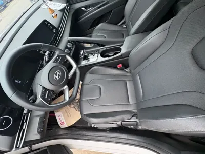 Hyundai Elantra 2024, 30000 км, за 69200 CNY