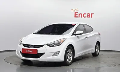 Hyundai Avante · 2012 год