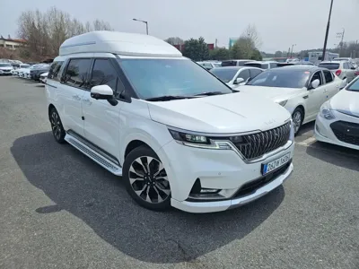 Kia Canival · 2023 год