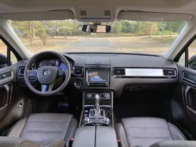 Volkswagen Touareg 2017, 198000 км, за 106800 CNY