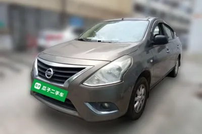 Nissan Sunny · 2015 год