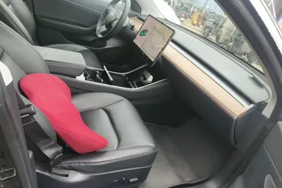 Tesla Model 3 2019, 82100 км, за 114817.7 CNY - фото 24