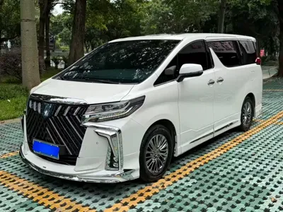 Toyota Alphard · 2020 год