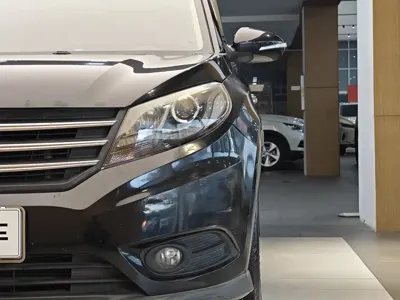 Fengguang Fengguang 580 2017, 128000 км, за 17800 CNY