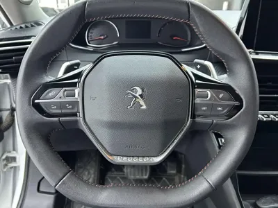 Peugeot 2008 2022, 17300 км, за 87800 CNY - фото 9