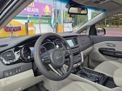Kia Canival 2018, 92000 км, за 12500000 KRW - фото 7