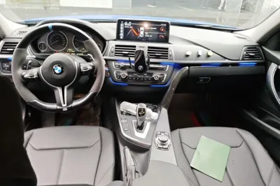 BMW 3 Series 2017, 139700 км, за 88909.86 CNY - фото 16