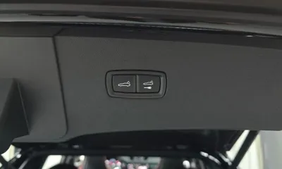 Porsche Cayenne 2023, 44193 км, за 105500000 KRW - фото 20