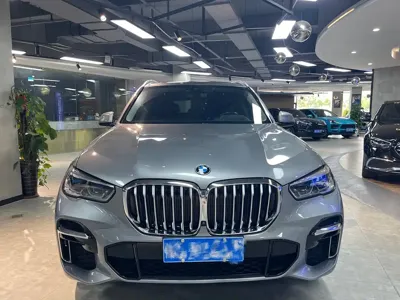 BMW X5 2022, 72000 км, за 279800 CNY