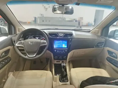 Wuling Hongguang 2016, 30299 км, за 21000 CNY - фото 10