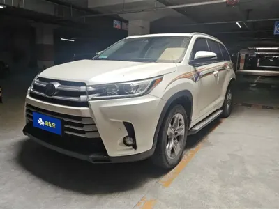 Toyota Highlander · 2018 год