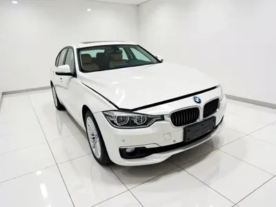 BMW 3 Series 2018, 110500 км, за 71400 CNY - фото 20