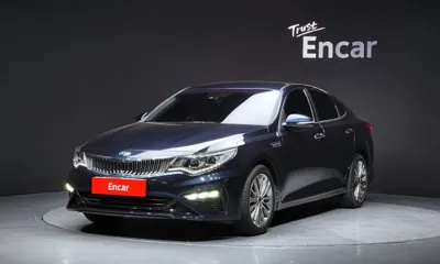 Kia K5 · 2020 год