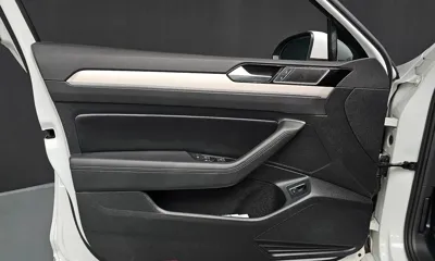 Volkswagen Passat 2018, 15607 км, за 21700000 KRW - фото 24
