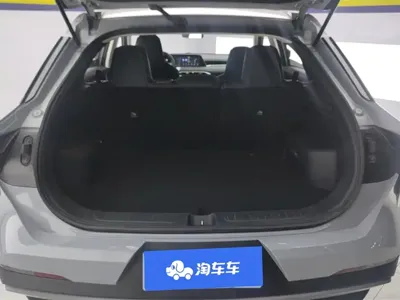 Venucia V 2023, 42500 км, за 55800 CNY