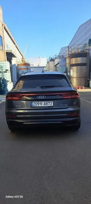 Audi Q8 2023, 27500 км, за 57380.5 USD - фото 4