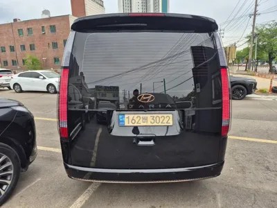 Hyundai Staria 2023, 47000 км, за 32500000 KRW