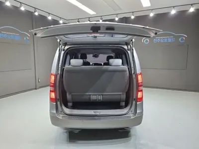 Hyundai Starex 2017, 53896 км, за 15300000 KRW - фото 17