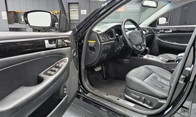 Hyundai Genesis 2014, 115305 км, за 6990000 KRW - фото 10