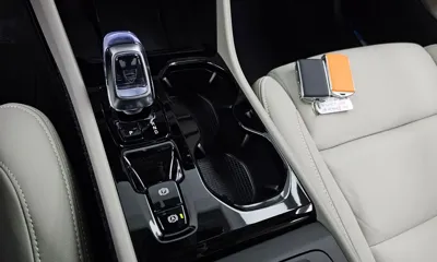 Volvo XC40 2025, 9106 км, за 40900000 KRW - фото 9