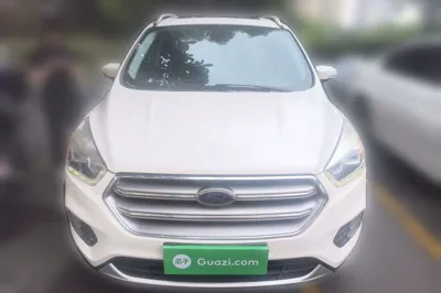 Ford Kuga 2017, 119500 км, за 43398.24 CNY