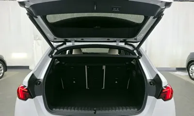 BMW 1-Series 2025, 9994 км, за 39900000 KRW - фото 20