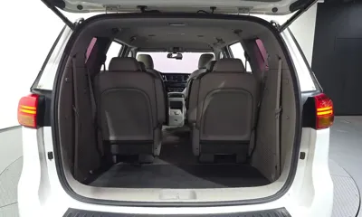 Kia Canival 2017, 156449 км, за 10200000 KRW - фото 20