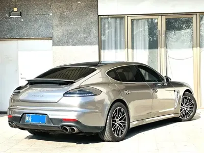 Porsche Panamera 2016, 200000 км, за 181800 CNY - фото 9