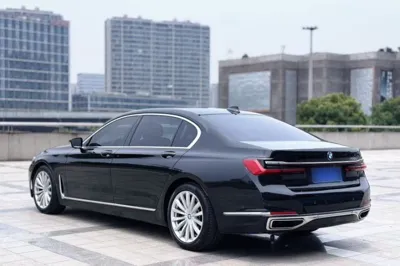 BMW 7 Series 2019, 121000 км, за 272882.11 CNY - фото 16
