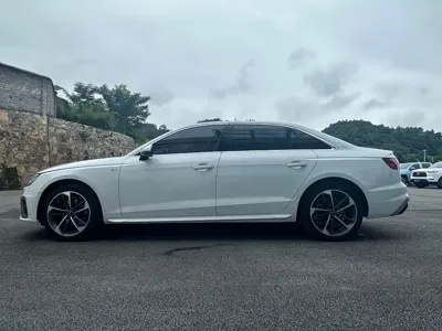 Audi A4L 2023, 51000 км, за 146800 CNY - фото 9