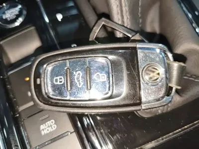 Volkswagen Phideon 2019, 93800 км, за 101000 CNY - фото 9
