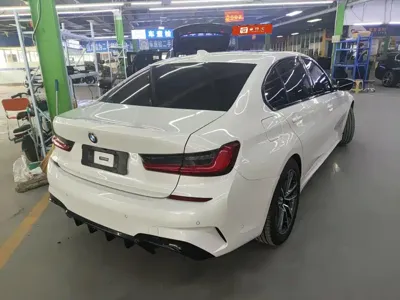 BMW 3 Series 2021, 80000 км, за 126800 CNY