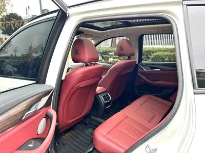 BMW X3 2023, 30000 км, за 192100 CNY