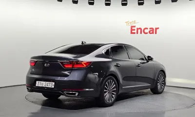 Kia K7 2018, 75651 км, за 10700000 KRW