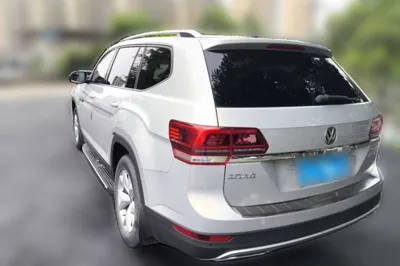 Volkswagen Teramont 2020, 68300 км, за 116411.49 CNY