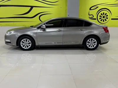 Citroen C5 2014, 150000 км, за 29800 CNY